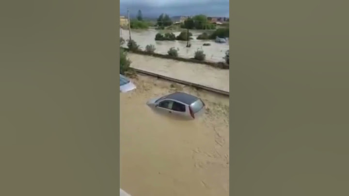 Überflutungen in Sizilien: Starkregen mit bis zu 100 Liter pro Quadratmeter #unwetter #breakingnews