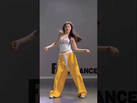 #dance #dancevideo #danceshorts #populardance #dancingsoul