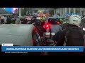 Viral Video Warga Bunyikan Klakson saat Iring-iringan Pejabat Lewat di Kawasan Gatot Subroto