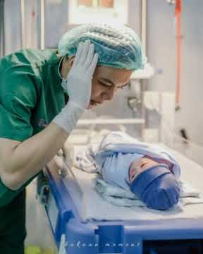 Dinda Hauw Melahirkan Bayi Laki-Laki