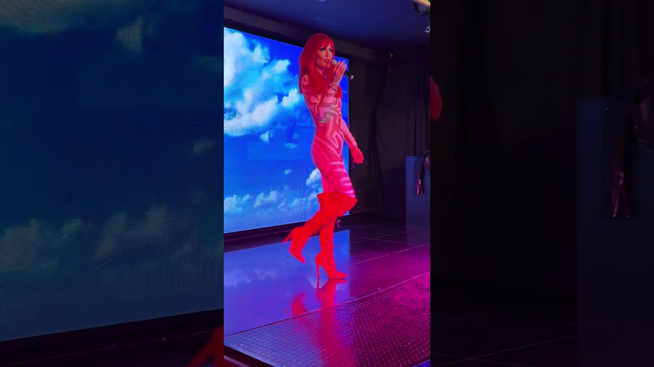 Cher Experience Benidorm - Jesse James