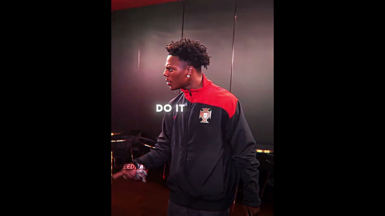 iShowSpeed Meet Pikachu Girl 💀😂