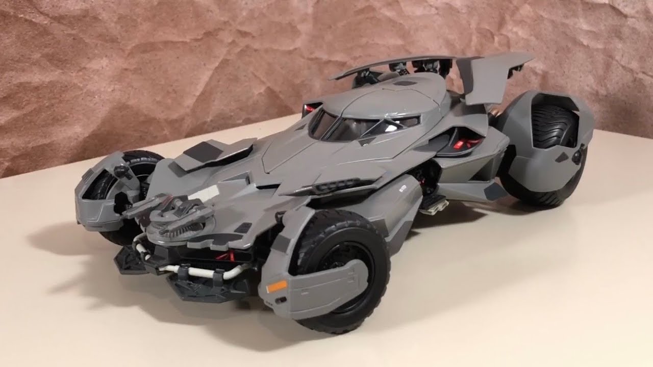 Hot Wheels Elite 1:18 Scale: Batmobile (Batman v Superman: Dawn of Justice)  - YouTube