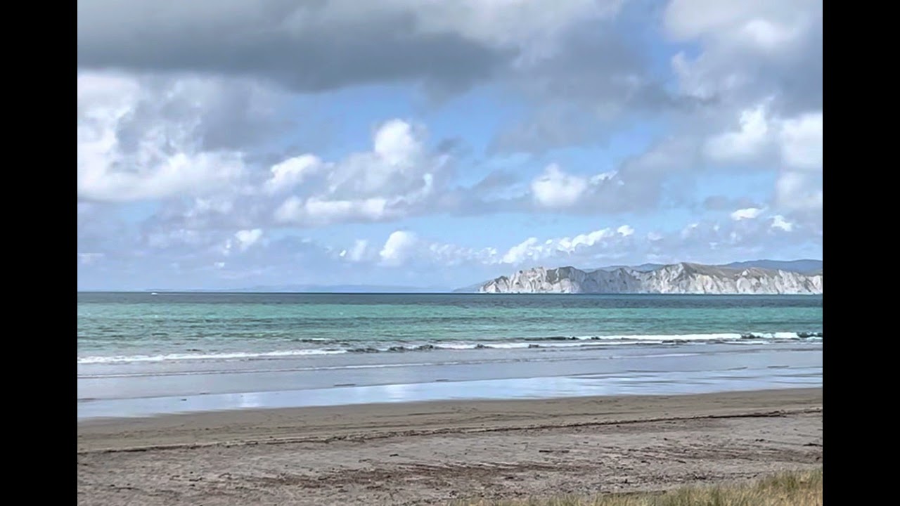 Midway Beach, Gisborne-Syd