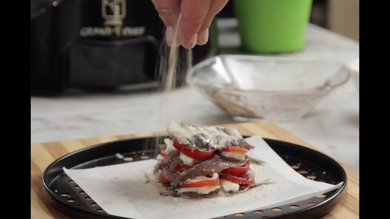 Millefoglie di alici con mozzarella di bufala