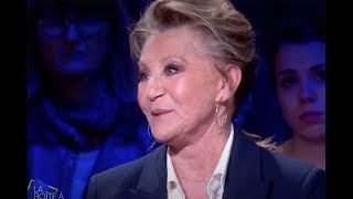 Video thumbnail of "Sheila interprète ses plus grands tubes pour Michèle Bernier - La boite à secrets"