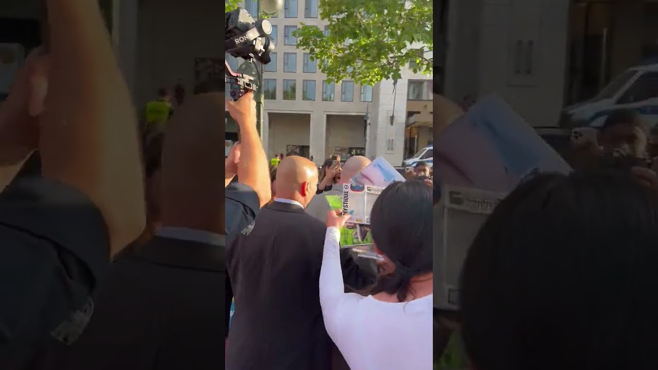 Jennifer Lawrence with fans at the Berlin Premiere of Columbia Pictures' "No Hard Feelings" 