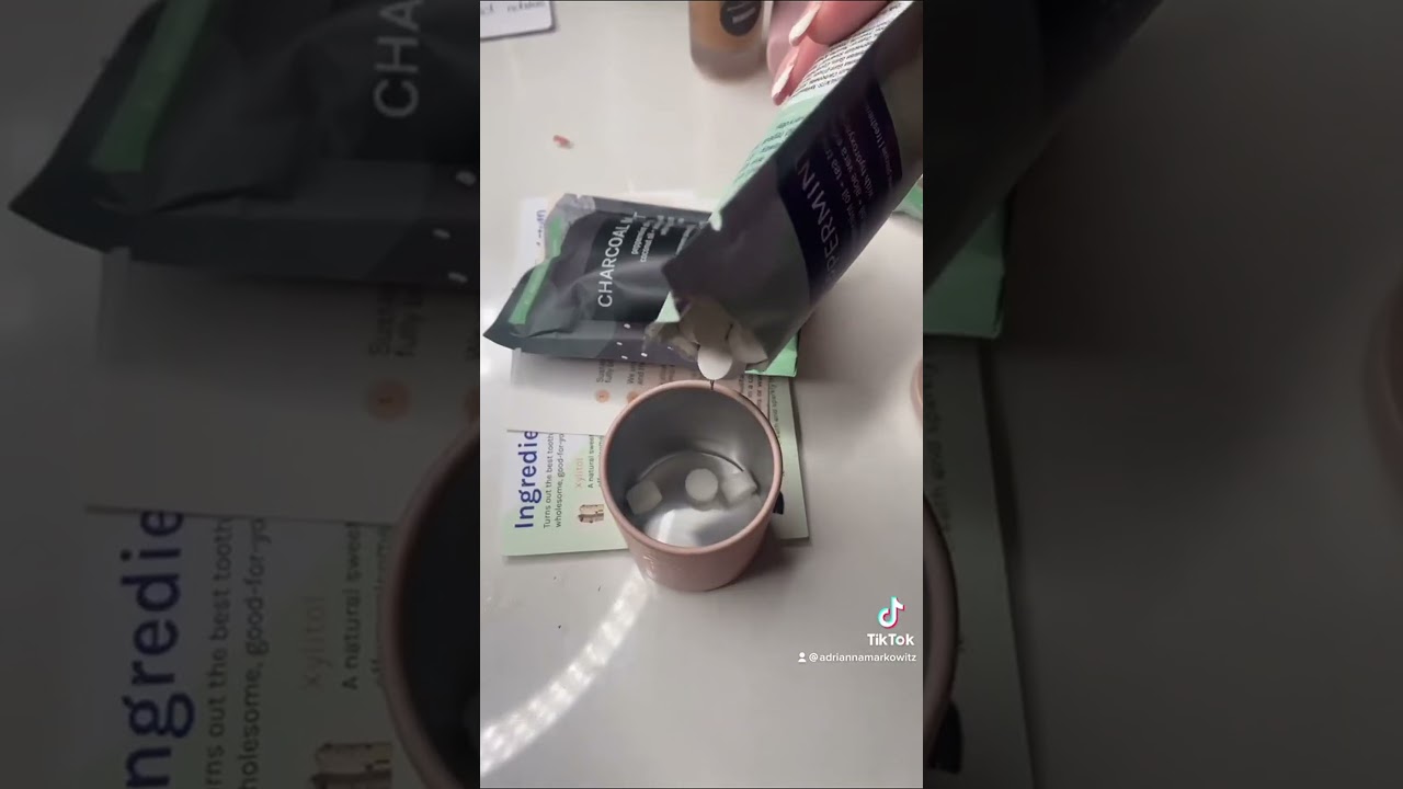 Eco-friendly toothtabs for a plastic-free smile 