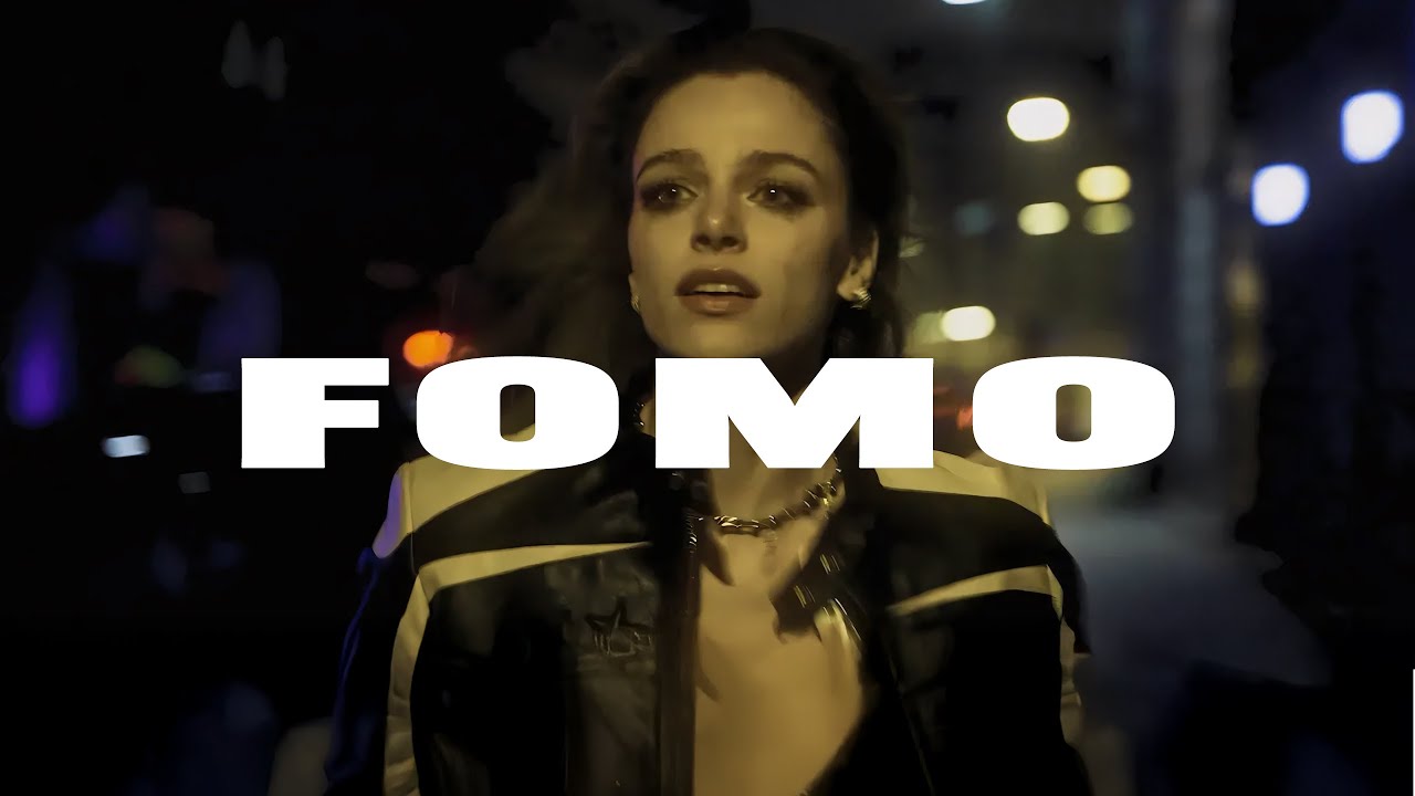 Guarda bambi - FOMO (Official Video) su YouTube Guarda bambi - FOMO (Official Video) su YouTube
