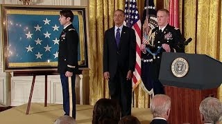 President Obama awards Captain William Swenson, U.S. Army, the Medal of Honor