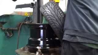 : Tire Stretch 195/50 16x10