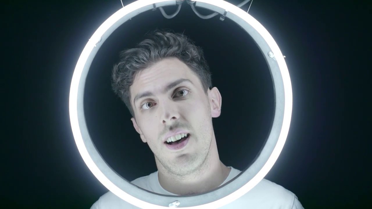 TORCH SONGS: behind-the-scenes with RETRO KID