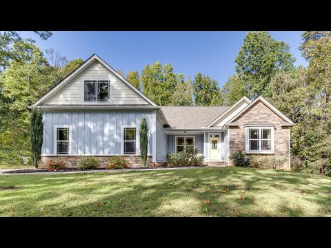 215 Windsor Road, Greer, SC home video tour