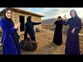 Zahra says goodbye to Fatemeh on his journey to his new home.
