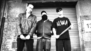 Caught In The Crack - Ihr habt uns erschaffen