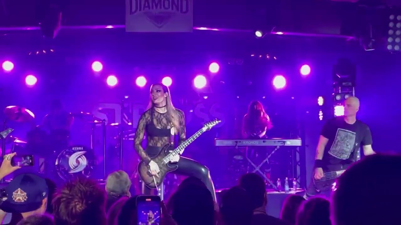 Nita Strauss Opening "Summer Storm" LIVE 2024