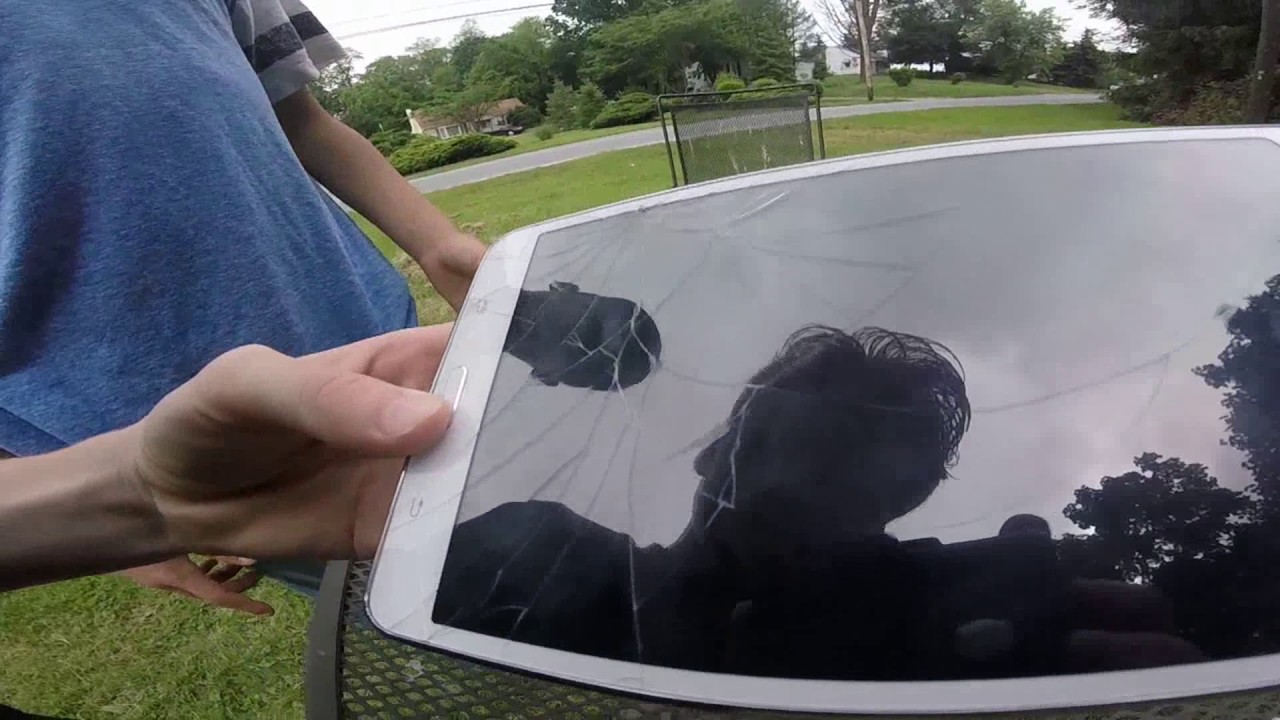 fidget spinner vs table!!!