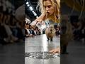 Capi no desfile de modaa #capivara