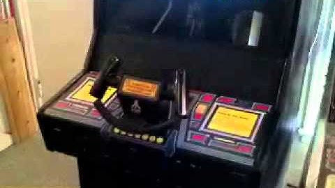 Atari RoadBlasters System 1 Arcade Machine