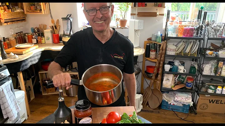 Episode 22: Making Homemade Tomato Sauce with Greg