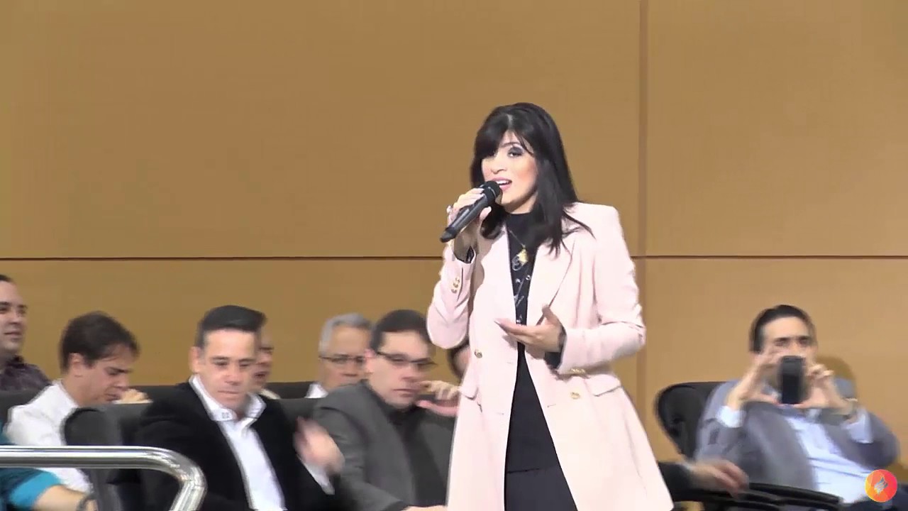 29-05-17 - FERNANDA BRUM em ADVEC-SP