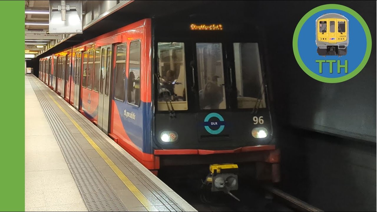 Trains at Woolwich Arsenal