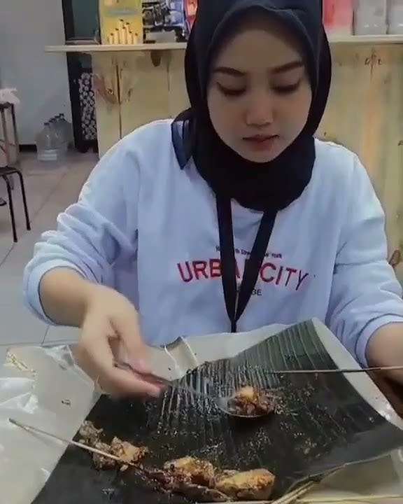 MAKAN SATE SAMA AYANG | HALU STORY #shorts  #storyhalu #storyig #storywa