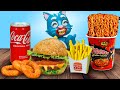 The Food Food Show with Leo : Fast Food &amp; Ramyun Challenge In Real Life || Stop Motion Cooking