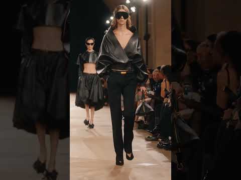 مجموعة بالنسياغا لصيف 26