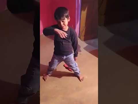 Dance Dekho Ladke Ka 😅  #youtubeshort #shortsvideo #shortsfeed #viral #trending #Trend #Dance #funny
