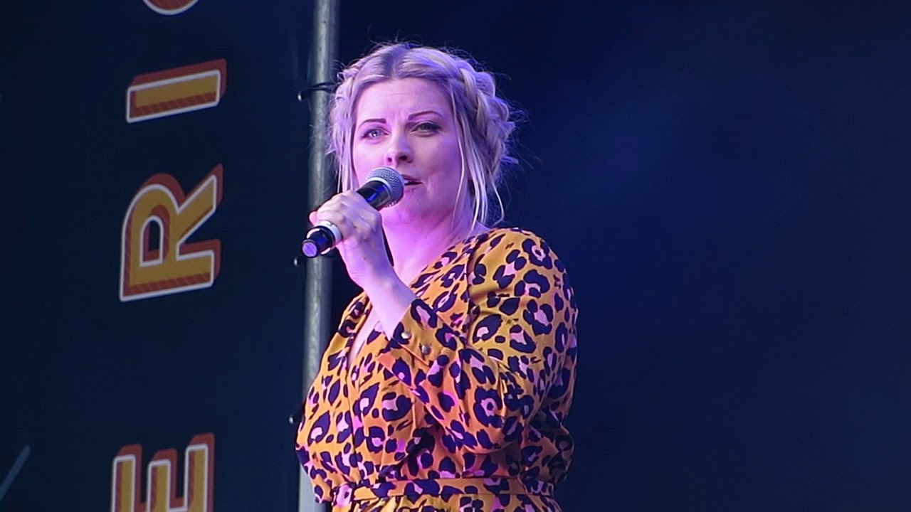 She Used to be Mine by Louise Dearman