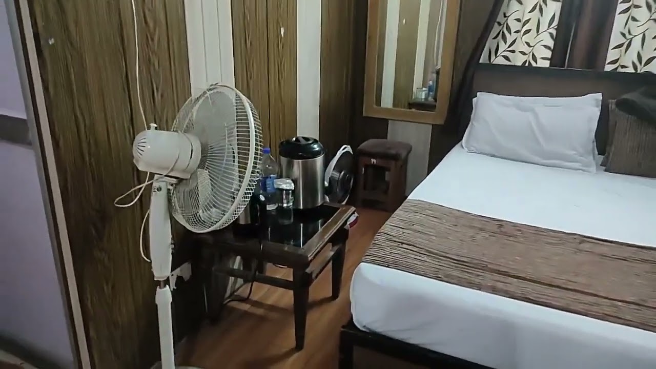 Beautiful Cottage Room and location View in Lansdowne 