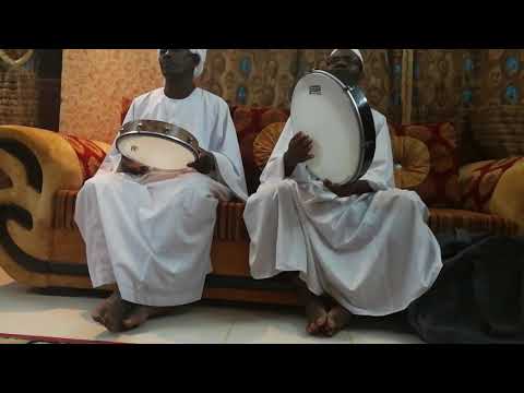 المادح اسماعيل مطر وآ شوقي علي ناير الجبين والخد