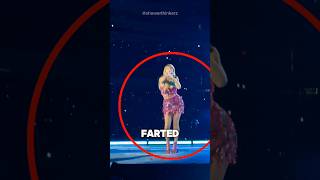 This Singer Farted While Performing