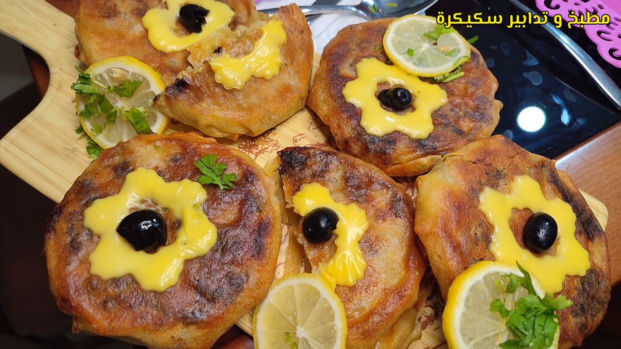 بسطيلة في الفرن بالدجاج و البطاطا 🌙 ( بوراك بحشو بنين لرمضان )