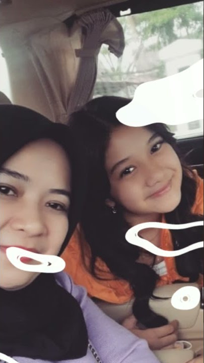 ccp Naisa Alifia Yuriza Aina Barara Yuriza Alia Qalisha Yuriza And mama