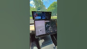 De enige echte manier om Apple CarPlay in een Tesla te krijgen! #Shorts #AndroidAuto #AppleCarPla...