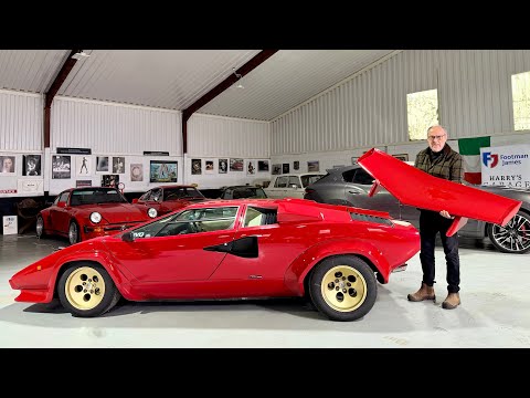 Swapping wheels on my Maserati & P7 plus I fit the rear wing back onto my Countach!
