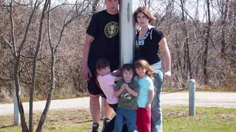 ANDREA GREGG AND THE KIDS