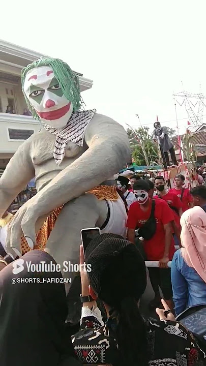 VIRAL..‼️BADUT RAKSASA KARANAVAL TENGGULANGHARJO #feedshorts #shorts #waliband