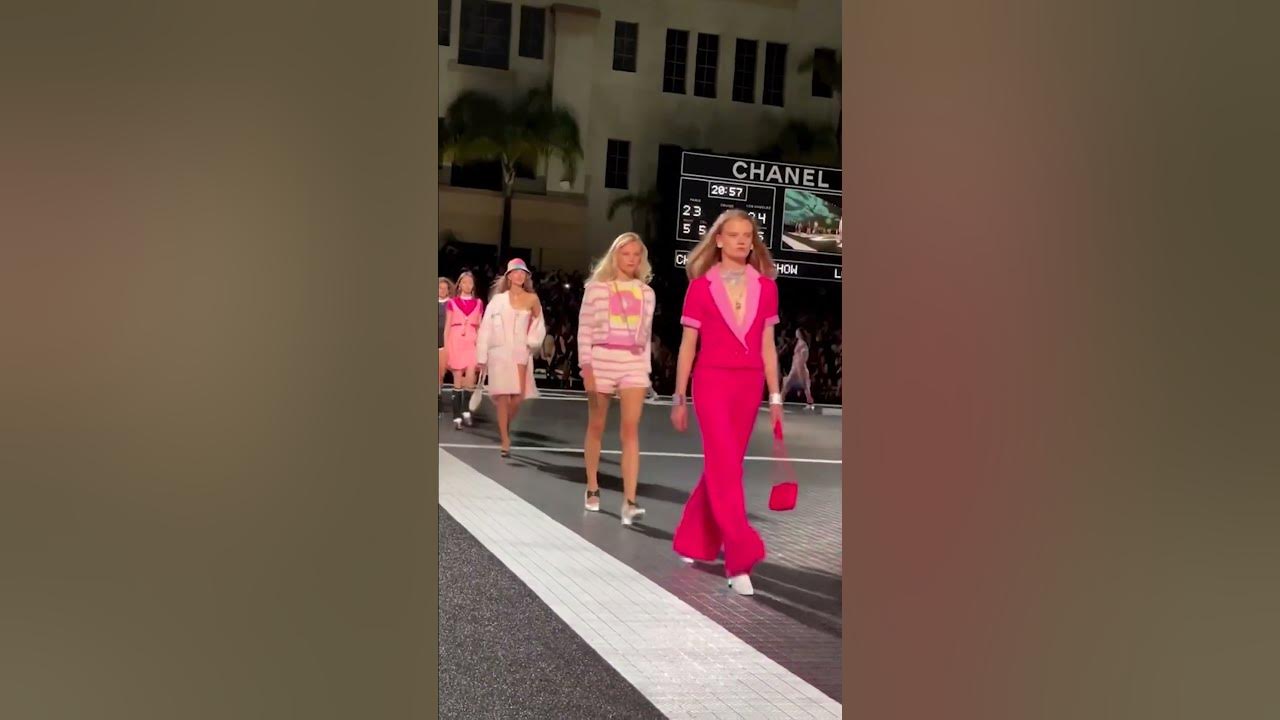 Neue Modetrends: Chanel präsentiert die Cruise Collection 2023/2024 in Los  Angeles
