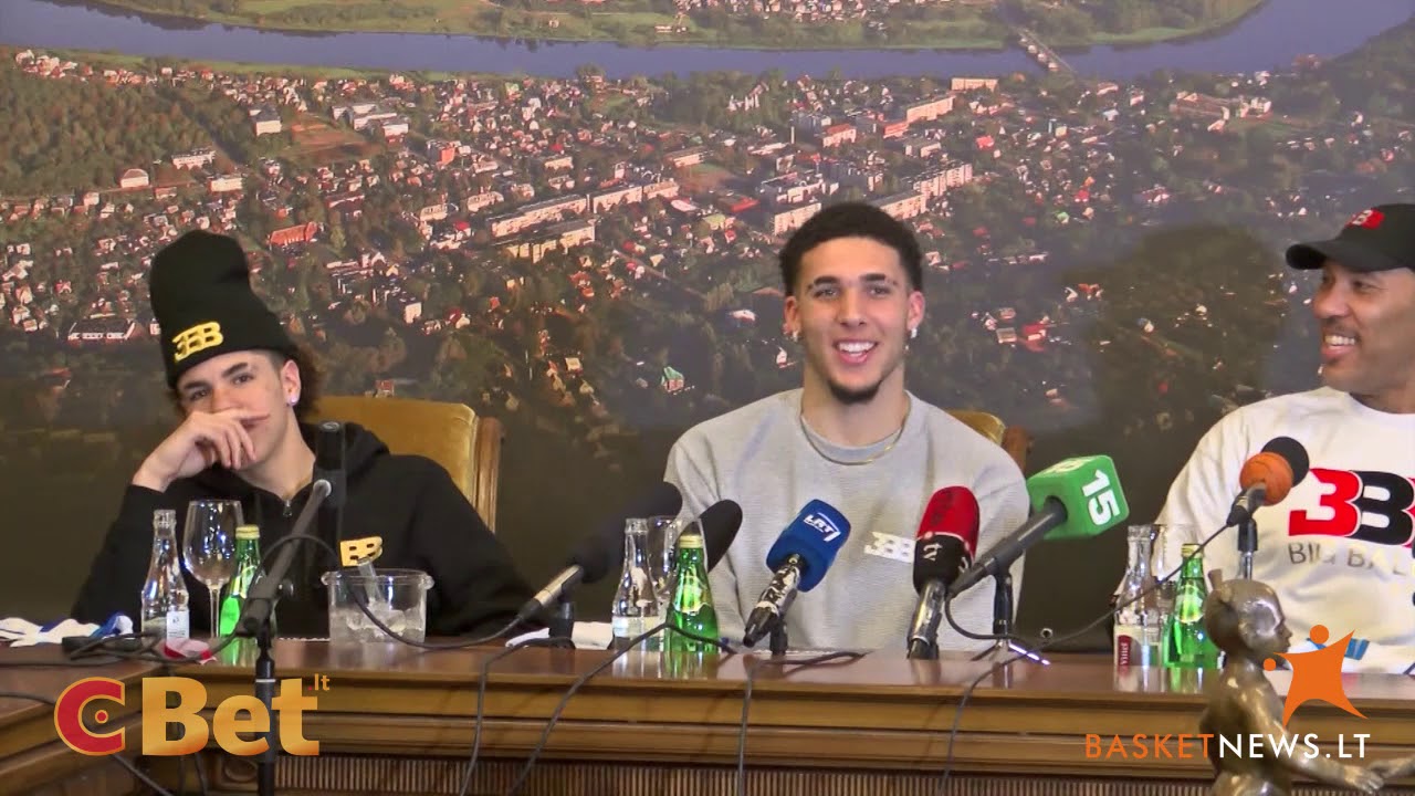 LiAngelo Ball stunned by a question in a press conference