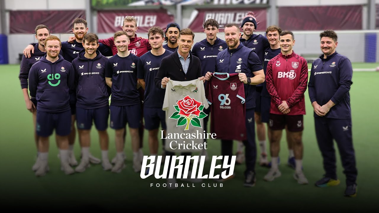 🏏 CRICKET X FOOTBALL ⚽ | Lancashire Cricket visit Burnley F.C.