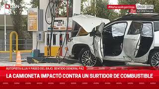 Una Camioneta Chocó Contra Un Surtidor De Combustible En La Au. Illia