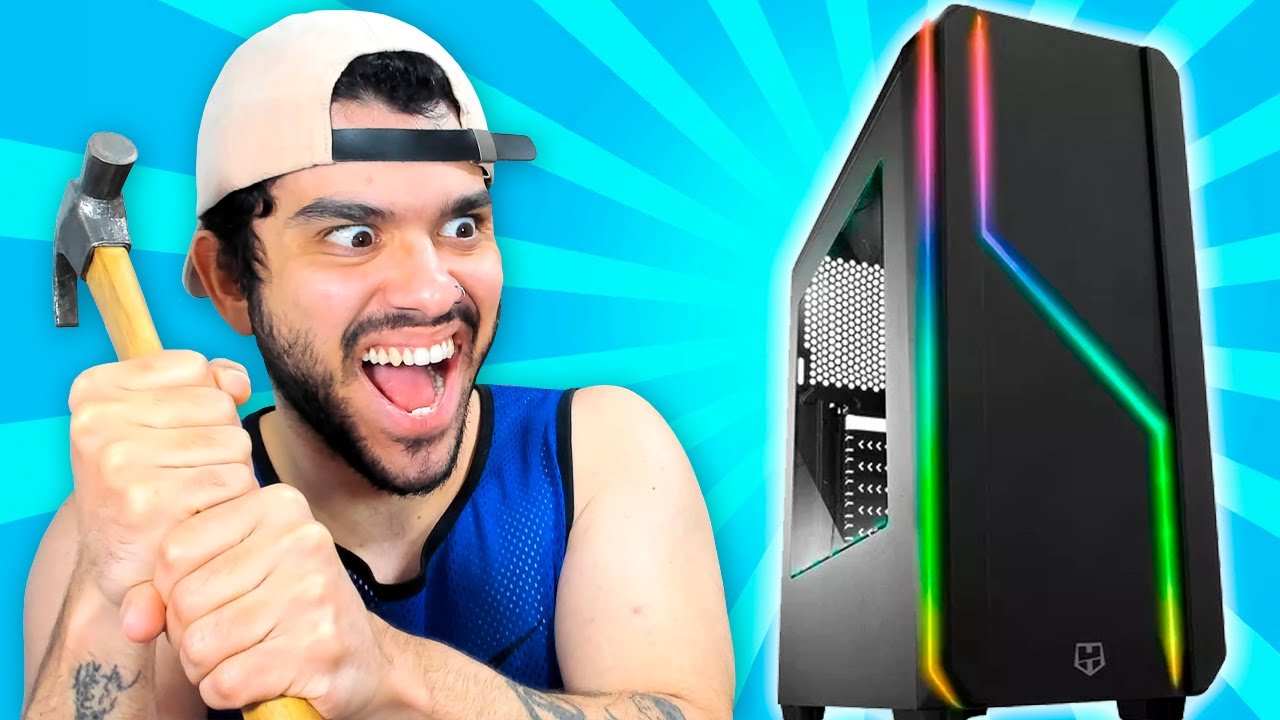 DESTRUINDO O PC DA MINHA NAMORADA!