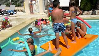 Camping Sellig Mannequin Challenge 2017