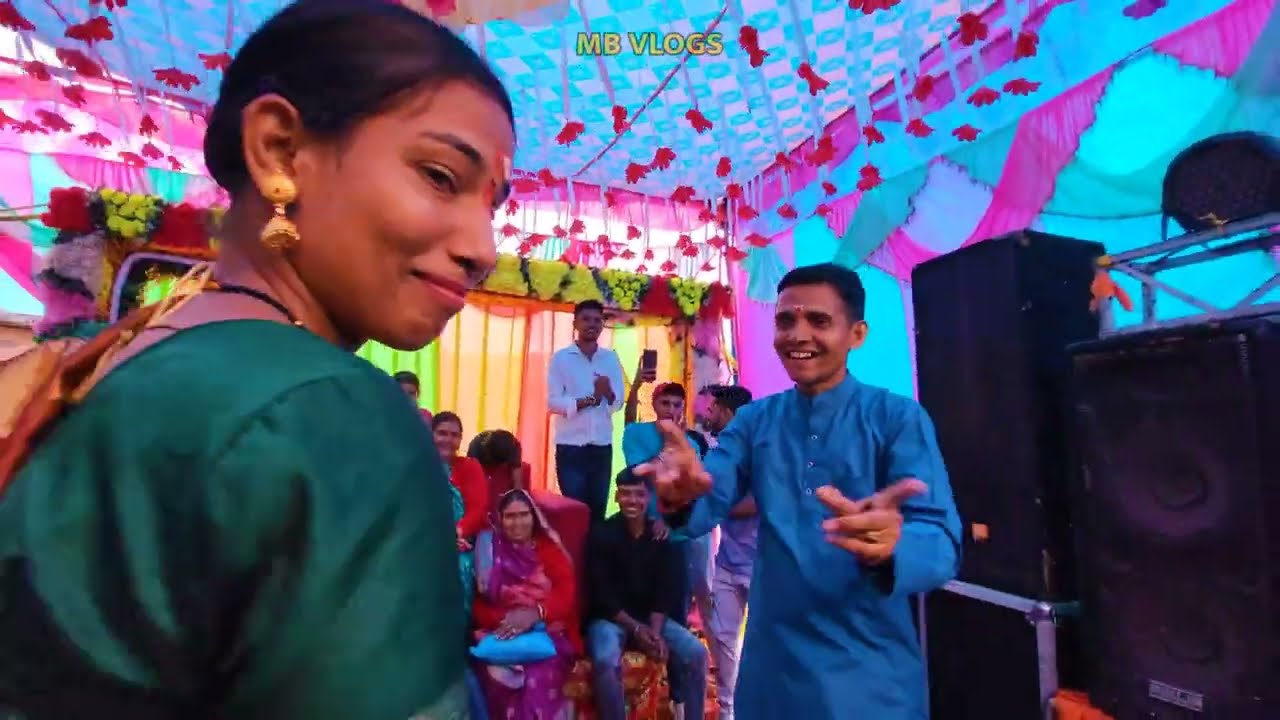 Beautiful Couple Dance । Pahadi Mahila Sangeet । Kumaoni Mahila Sangeet ।