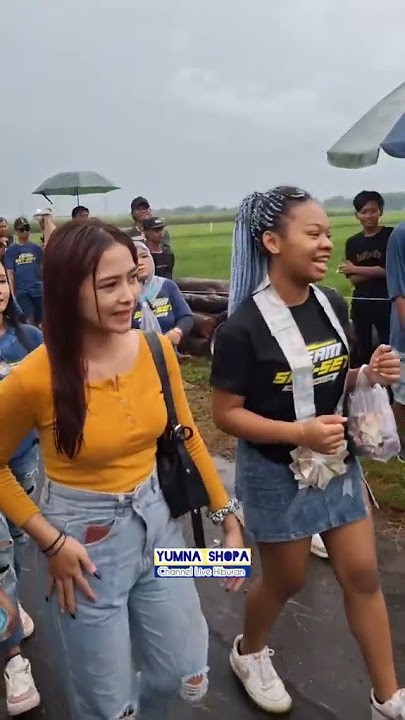 Siapa ya‼️cewek yang sama Desy Afrika #dj #remix #joget #karnaval #karnavalsoundsystem #shortvideo