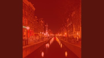 Pulsating Backdrops for Dinner Time