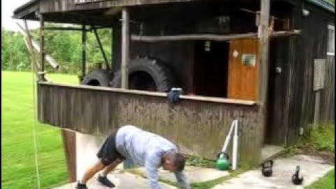 Steve Maxwell: Hindu push-up @ Natur Training Gym